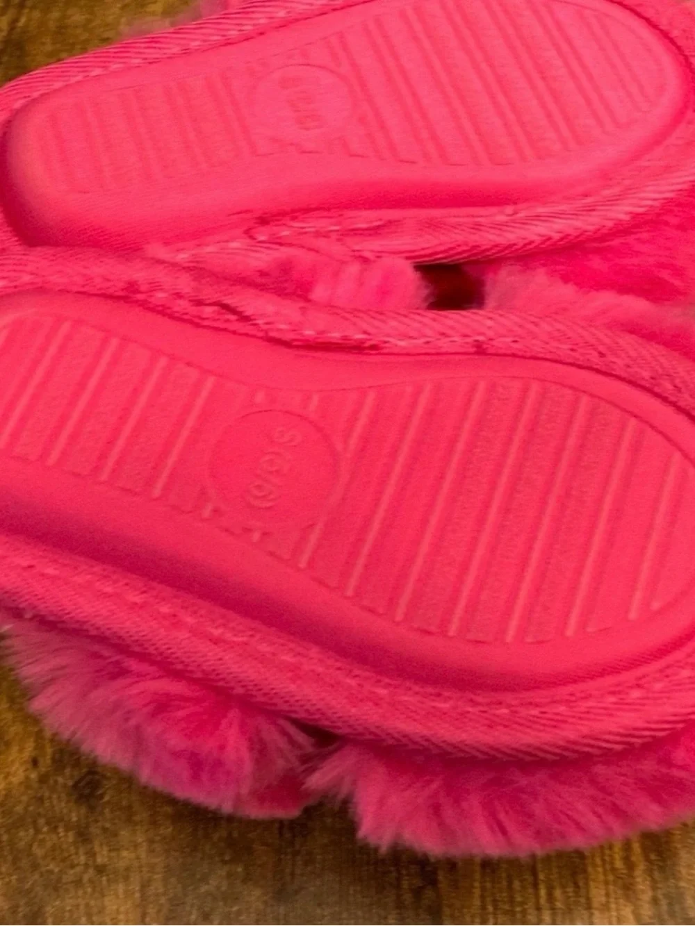 Toddler Adler Plush Scuff Slippers - Cat & Jack™ Pink Toddler Size 5T-6T New